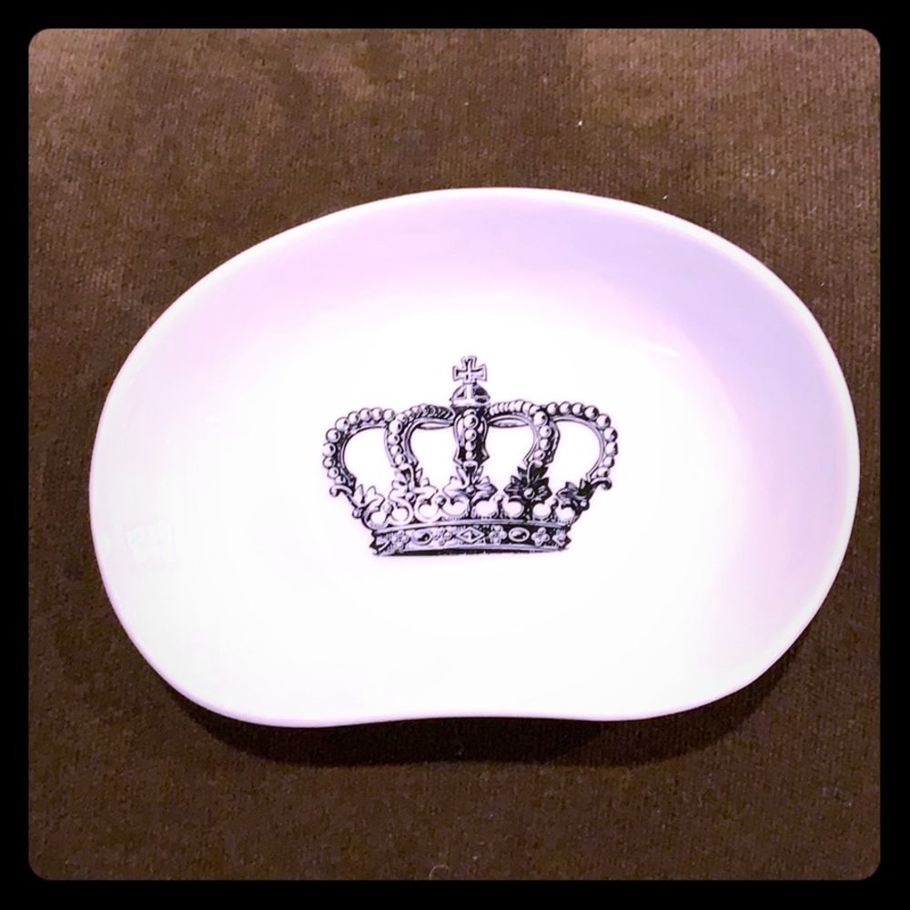 Crown Dish